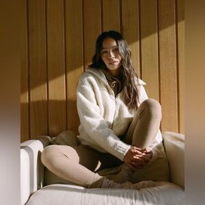 Aritzia Wilfred Marilyn Sweater